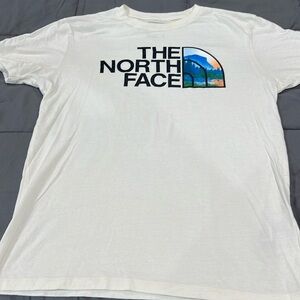 The North face t shirt medium